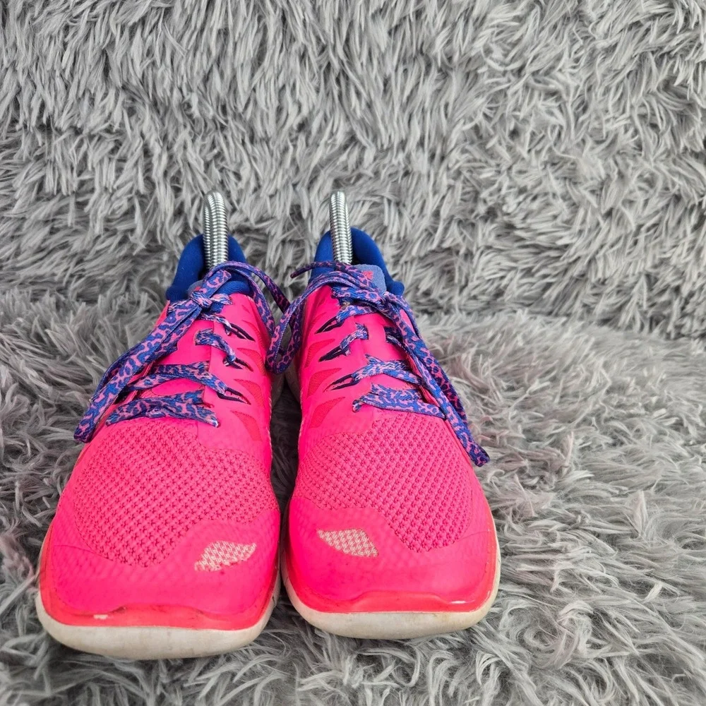 Nike‎ Free 5.0 Running Shoes Kids 6Y Pink Blue 644446-601 Lightweight Athletic - Picture 3 of 9